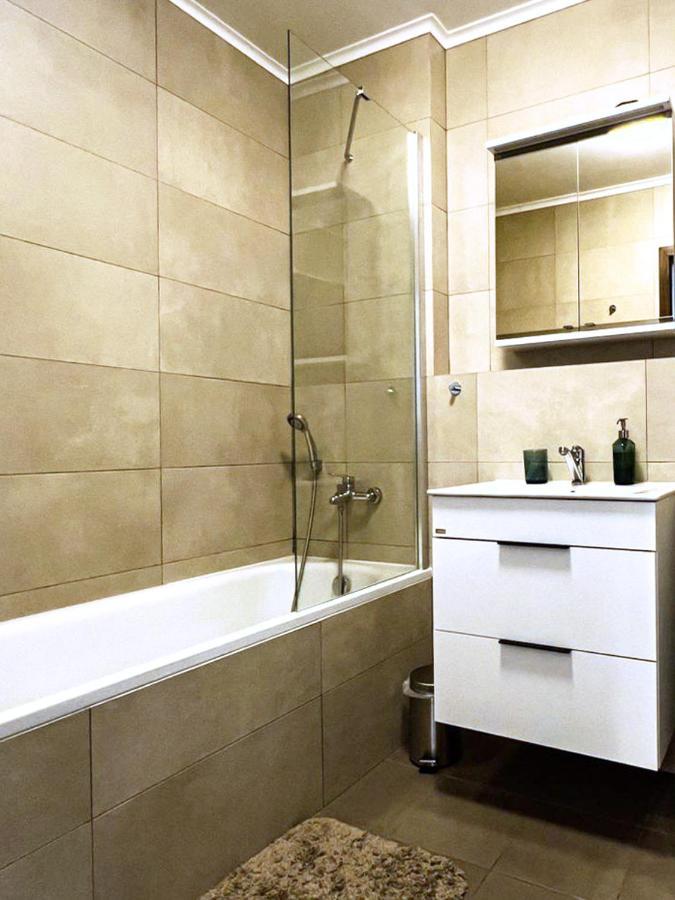 Elegant Escape Apartment I - City Centre Bratislava Ngoại thất bức ảnh