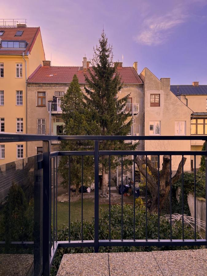 Elegant Escape Apartment I - City Centre Bratislava Ngoại thất bức ảnh